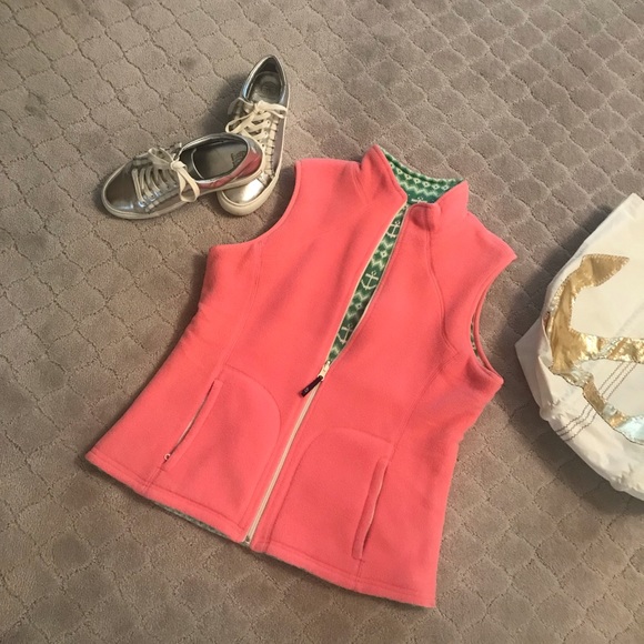 Vineyard Vines reversible vest - Picture 2 of 8